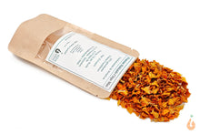 Lade das Bild in den Galerie-Viewer, Aqua Birne - Premium Hokkaido Chips Mini | Einzelfuttermittel