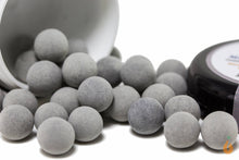 Lade das Bild in den Galerie-Viewer, Aqua Birne - Premium Mineral Balls | Hochwertige Mineralien für das Aquarium