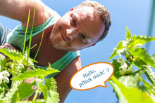Lade das Bild in den Galerie-Viewer, Aqua Birne sammelt Wildkräuter