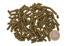 Lade das Bild in den Galerie-Viewer, Aqua Birne - Premium Luzerne Sticks / Alfalfa Pellets | Einzelfutter
